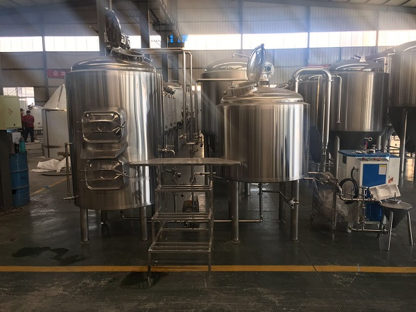 500升精酿啤酒设备系统介绍-山东和晟酿酒